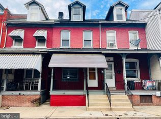 1716 Pear St, Reading, PA 19601