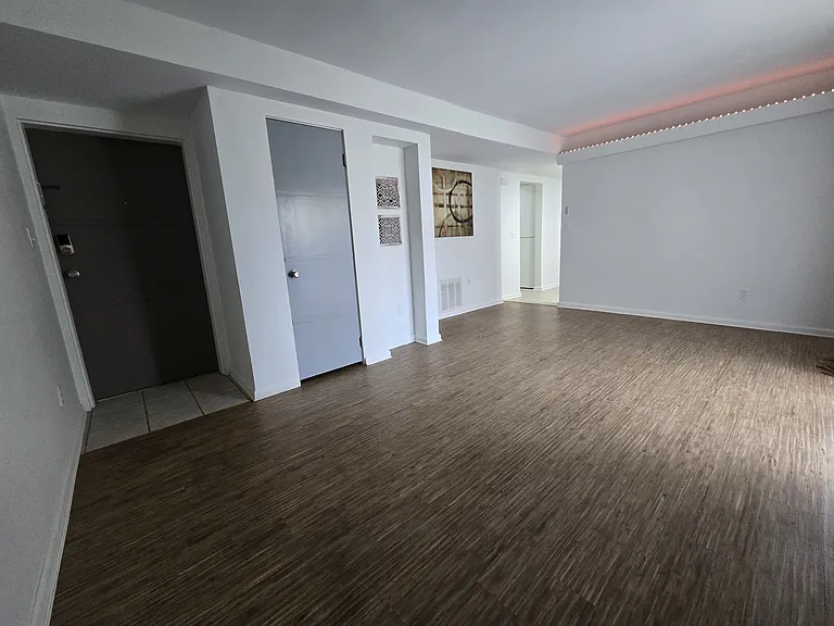 1734 Cromwell Dr #2 — Photo 10