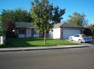 465 Hartvickson Dr, Turlock, CA 95380