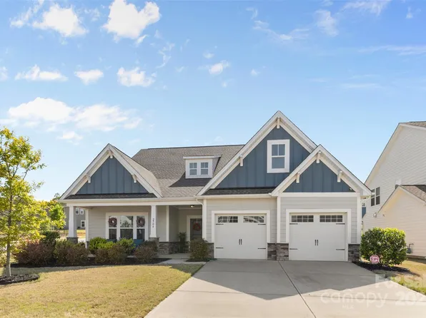 2704 Watergarden St, York, SC 29745
