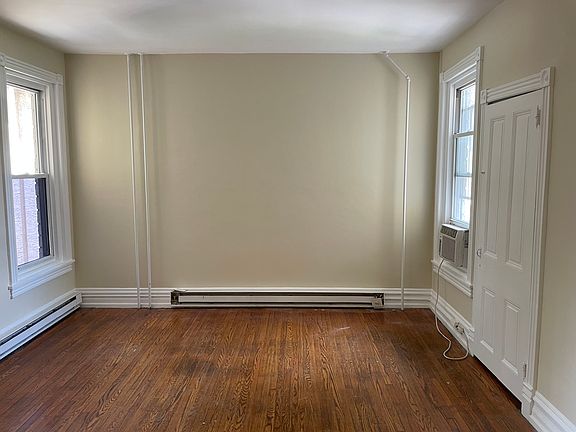 2nd image of 811 N 5th St #2