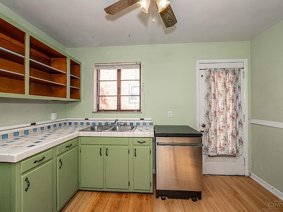 4th image of 2693 McKinley Ave
