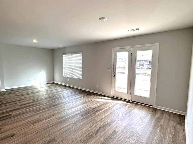 205 Chubbs Ln — Photo 15