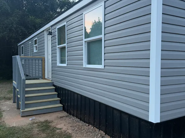(undisclosed Address), Bassett, VA 24055