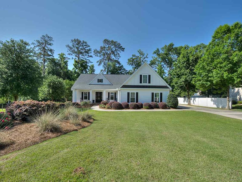 1st image of 4623 Forest Ridge Dr