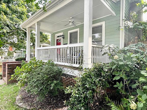 Street view south side.