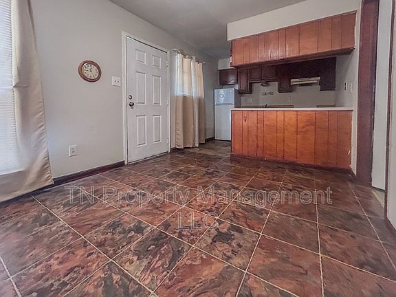4th image of 202 Rue Royale Unit D