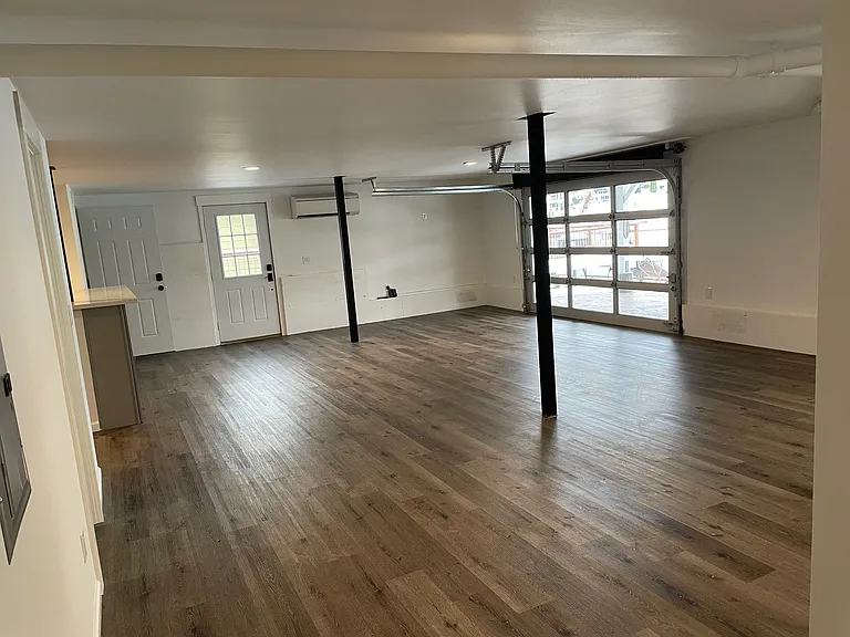 7202 Vandermark Rd E — Photo 10
