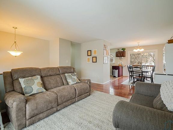 5th image of 5400 Lorraine Ave