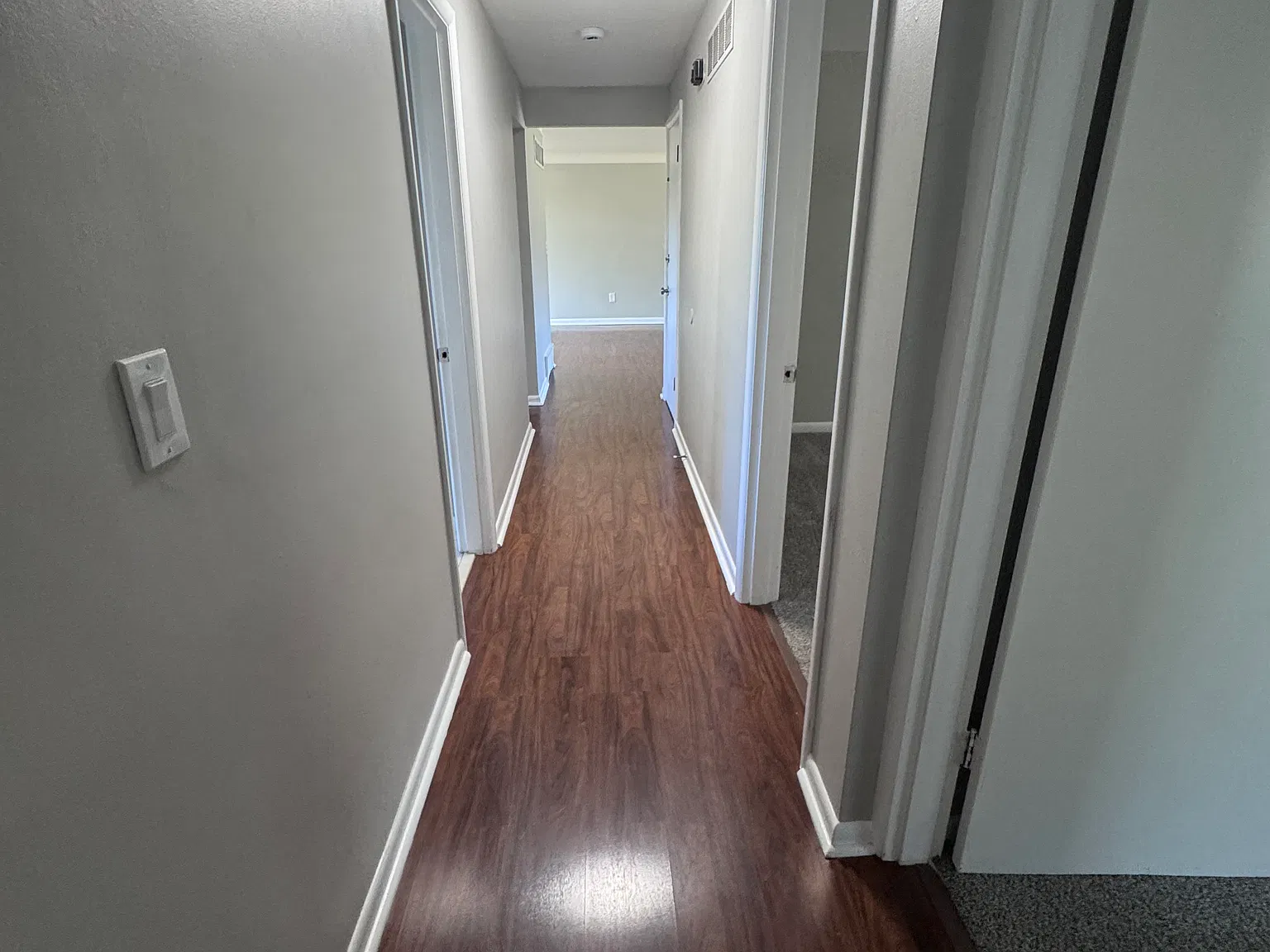 3 bed, 1.5 bath, 1288 sqft, $1,995 — Photo 4
