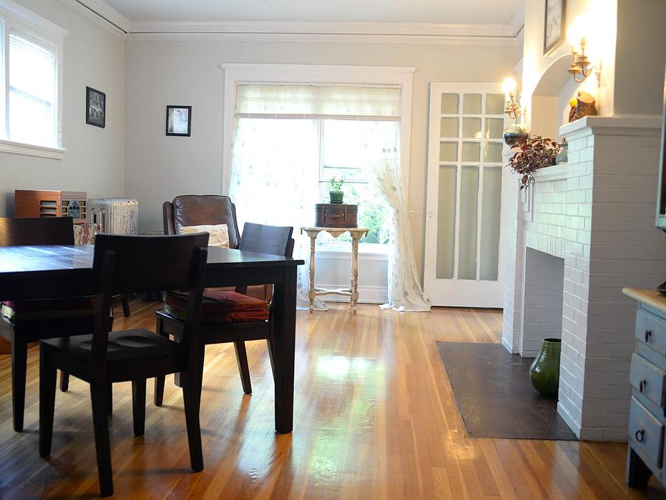 1st image of 1956 W Sunnyside Ave #2
