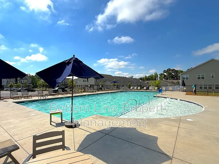 15708 Country House St — Photo 22