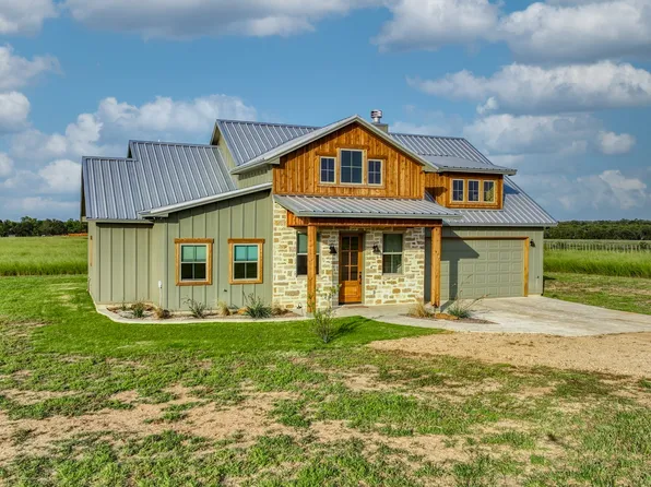 105 Sierra Vista Blvd, Santo, TX 76472