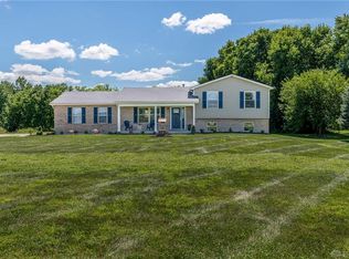 8836 Chambersburg Rd, Huber Heights, OH 45424