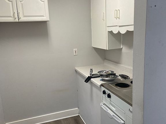 2nd image of 7208 N Nebraska Ave #6