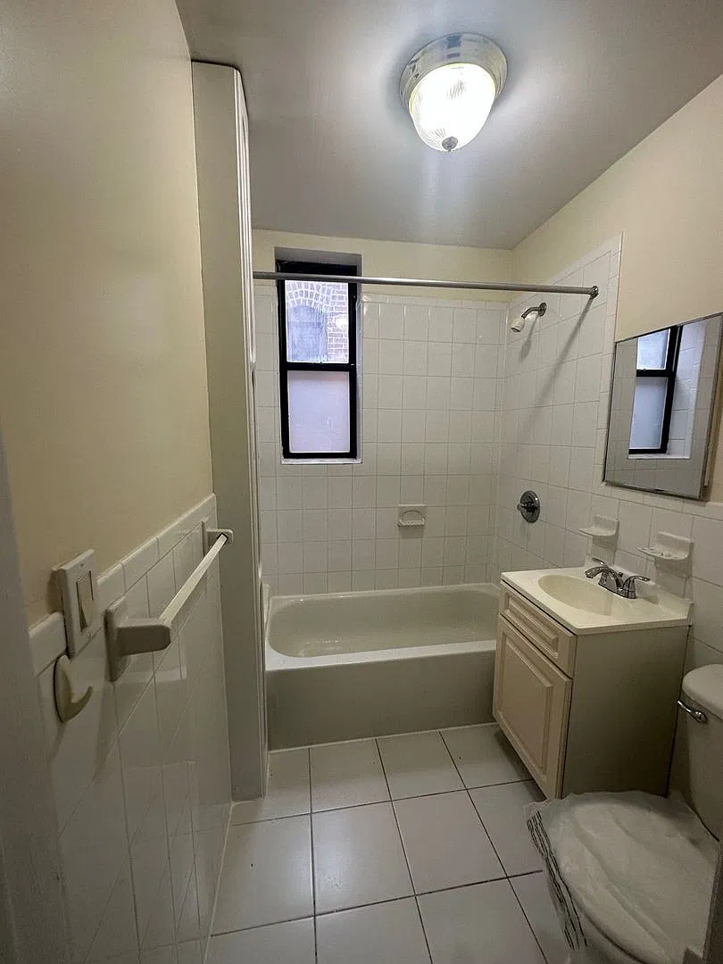 3343 - Golden Crest 3343 Park Avenue, LLC — Photo 3