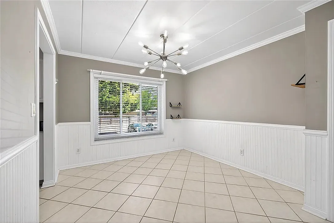 3 bed, 1200 sqft, $1,650 — Photo 2
