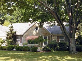 261 Saddler Rd, Bay Village, OH 44140