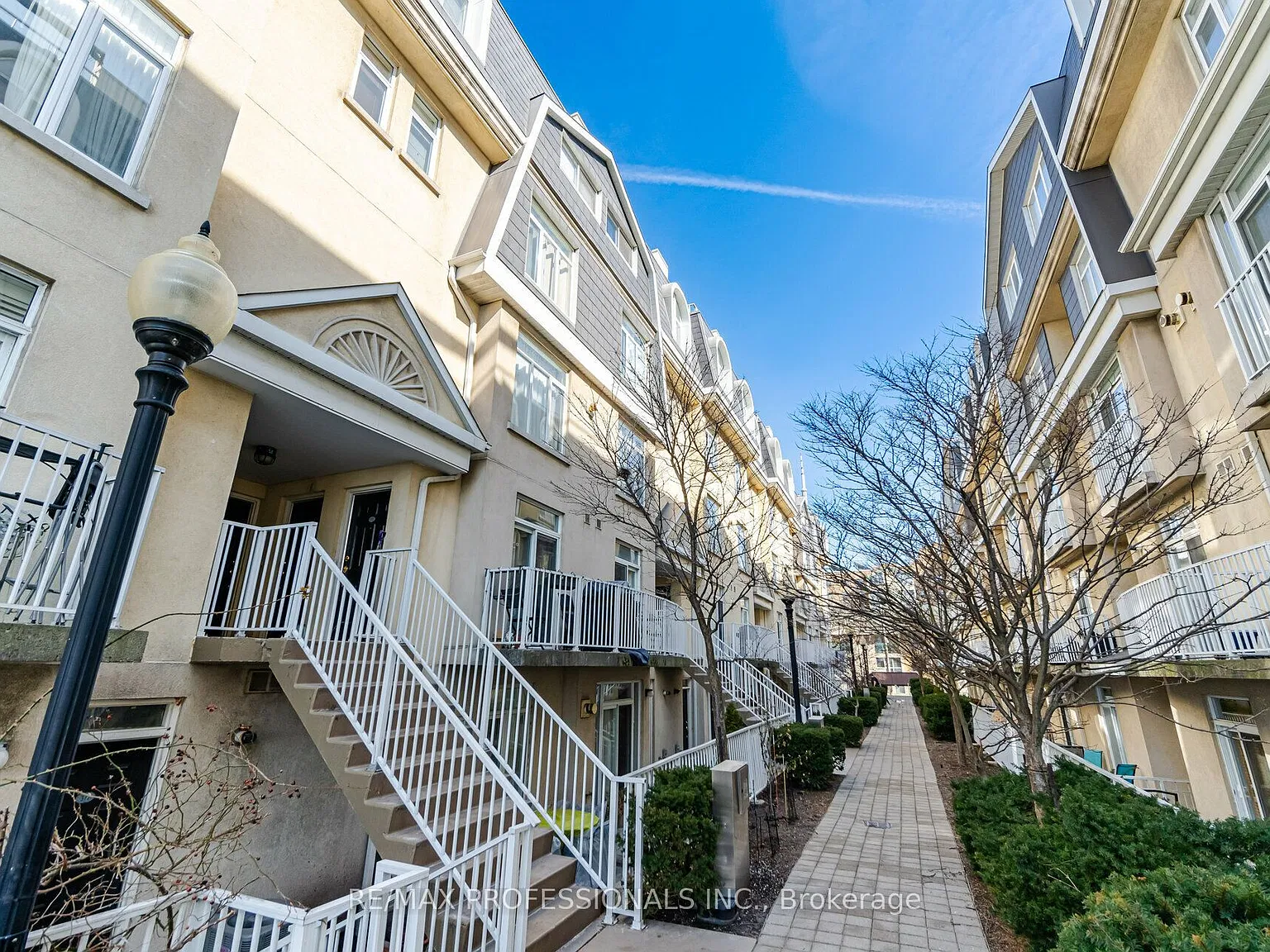 2 bed, $2,750 — Photo 2