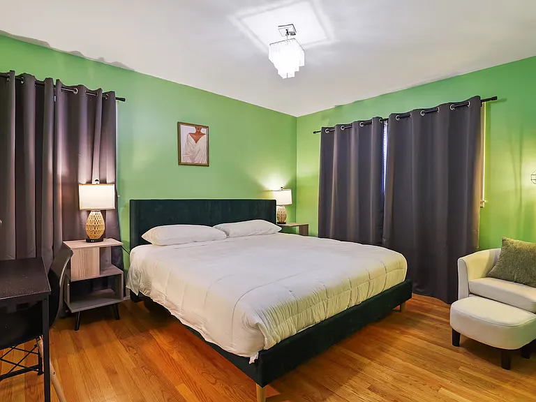 777 N Lombard St — Photo 24