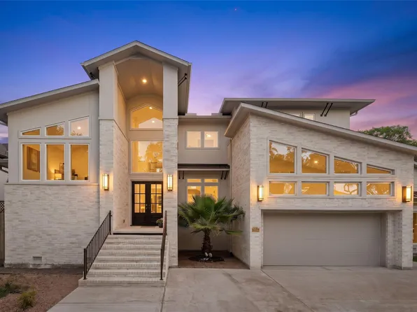 2215 Macarthur St, Houston, TX 77030