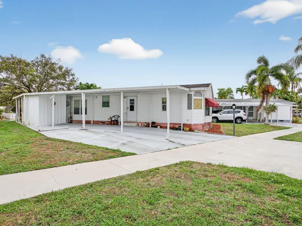 6482 NW 37th Avenue, Coconut Creek, FL 33073