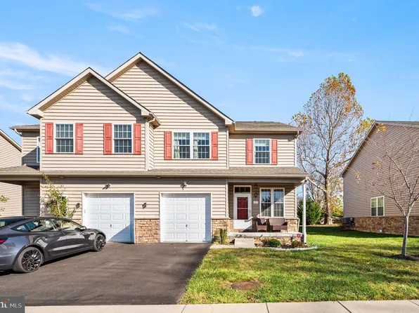 105 Megans Ct, Bensalem, PA 19020