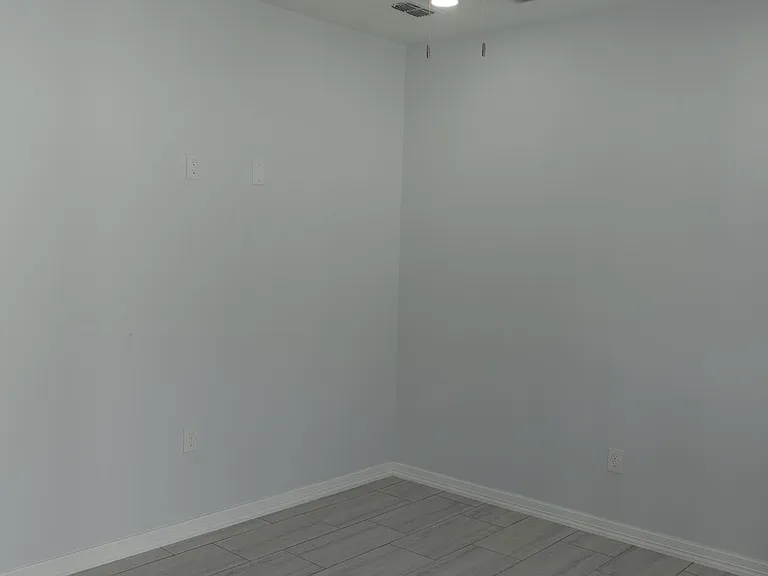 2707 Larkspur Ave #1 — Photo 8