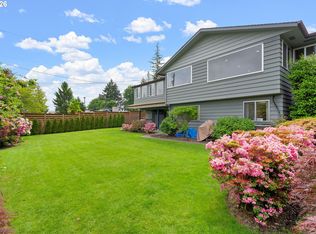 12115 NE Fremont St, Portland, OR 97220