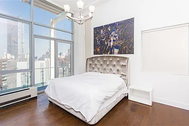 Rented by Chase Global Realty Corp