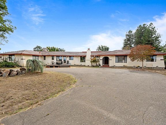 2nd image of 5498 Bravo Toro Lane