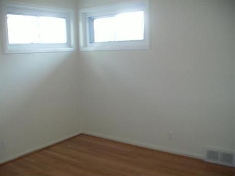 5th image of 23436 Recreation St