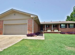 425 E Fuller St, Tahlequah, OK 74464
