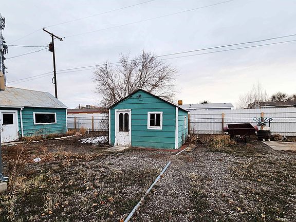 3rd image of 630 Riley Ln