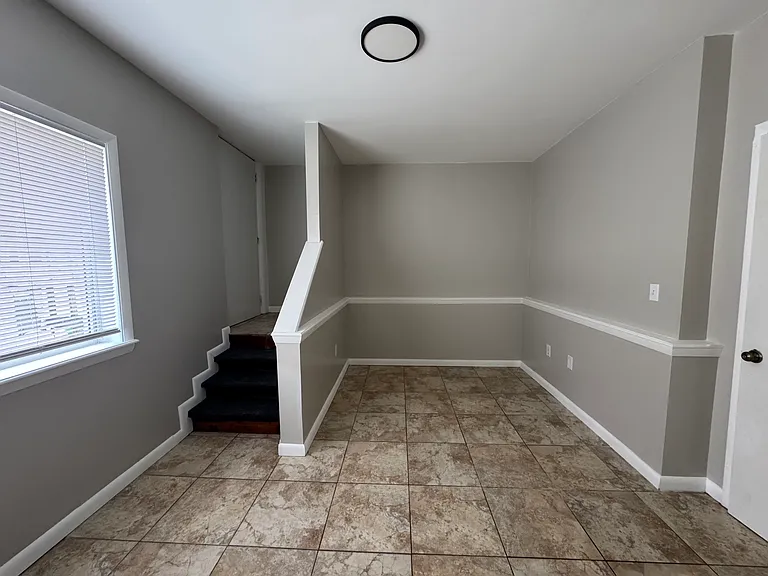 20 N Eustis St #4D — Photo 10