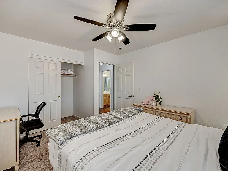 8412 Vibrant Dr — Photo 7