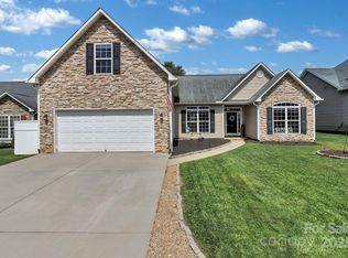 72 W Hiawassee Rd, Fletcher, NC 28732