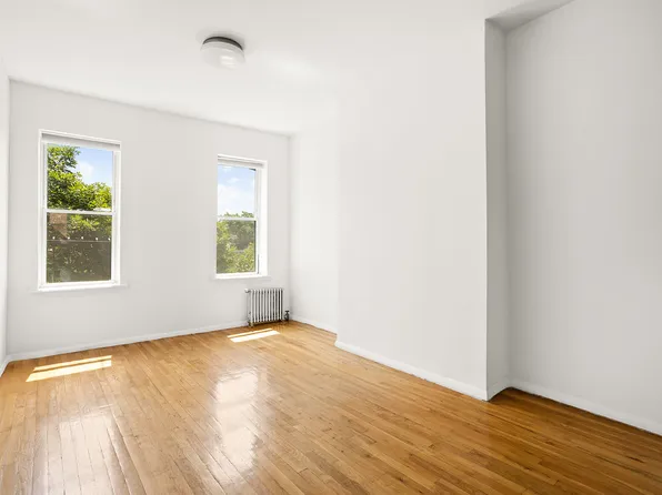 580 6th Avenue image 1 of 5