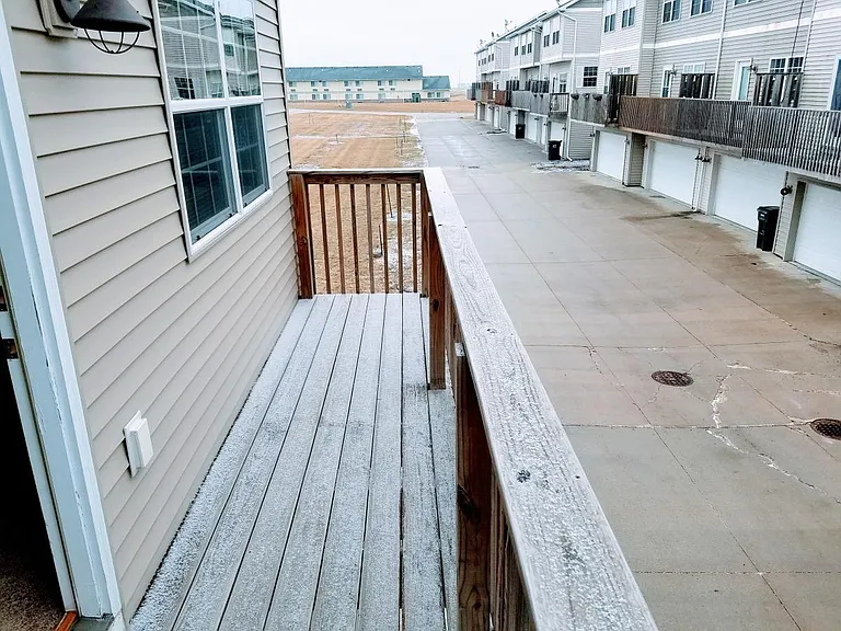 1305 S G Ave #30 — Photo 2