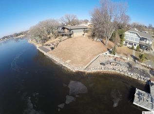 9302 Talmadge Ct, Plattsmouth, NE 68048