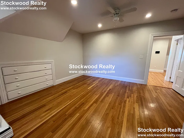 90 Lyndhurst St #5 — Photo 35