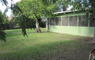 4th image of 8319 N Balboa Ave