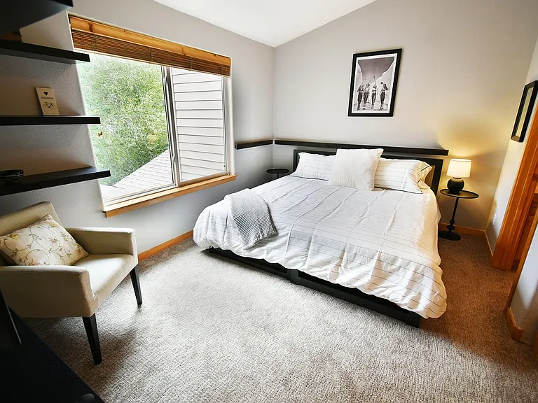 172 Robin Dr — Photo 20