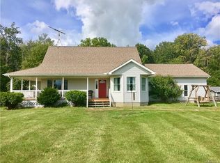 8870 Fisher Rd, Yale, MI 48097