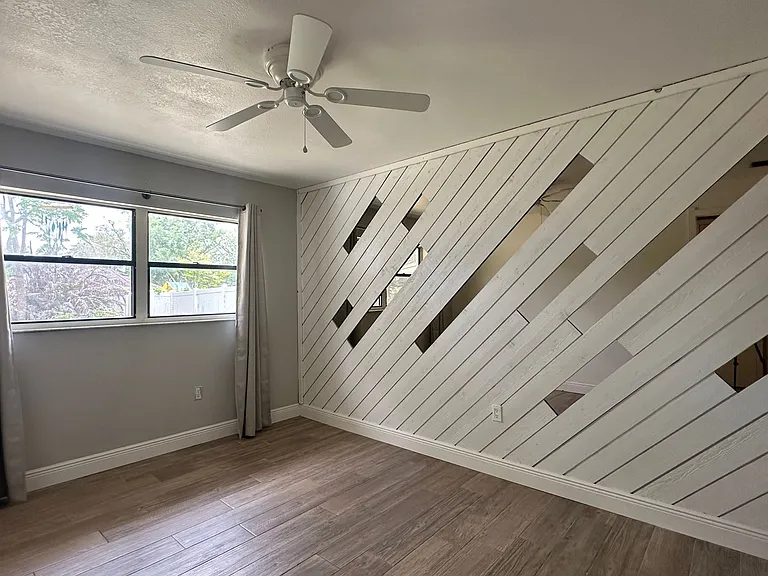 616 Iris St — Photo 24