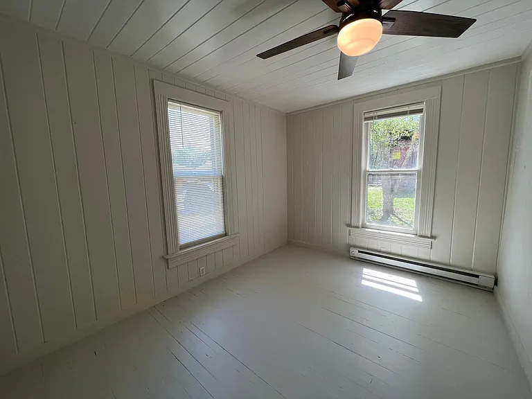 195 Richland St — Photo 16