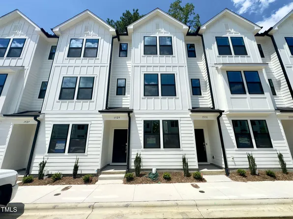 1529 Crescent Townes Way, Raleigh, NC 27604