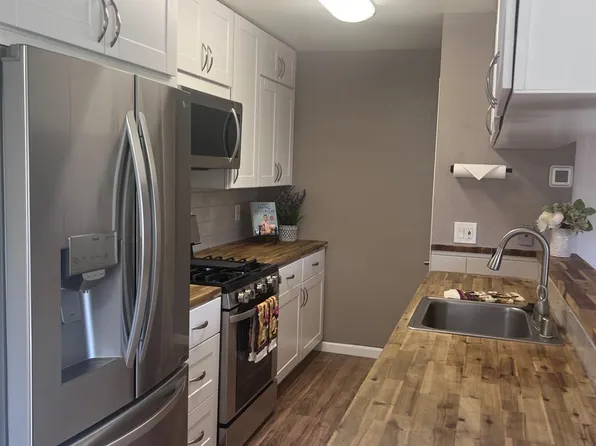 11543 Quartz Dr APT 3, Auburn, CA 95602