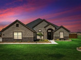 110 Oak Grove Dr, Rhome, TX 76078