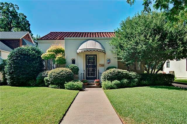 1st image of 2333 W Magnolia Ave